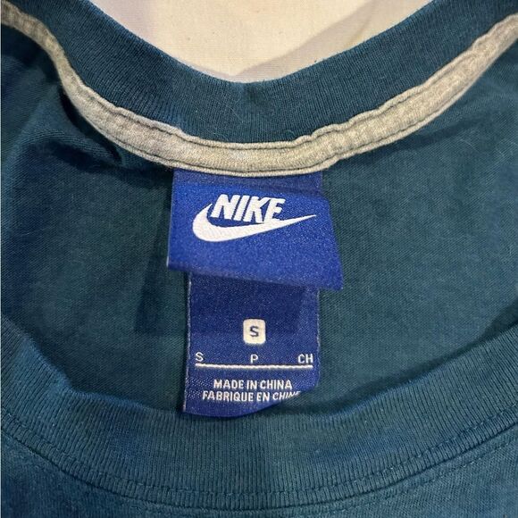 Nike tank top - Picture 3 of 4